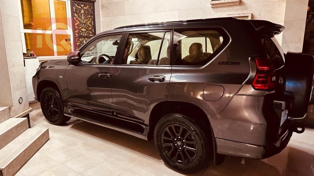 تۆیۆتا لاندكروزر پرادۆ